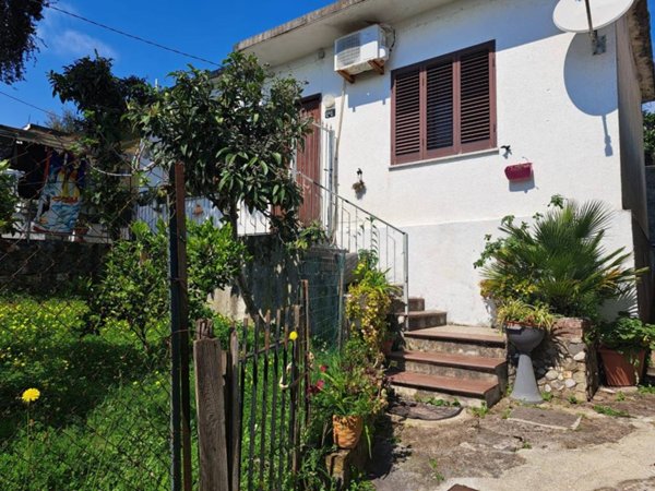casa indipendente in vendita a Vibonati