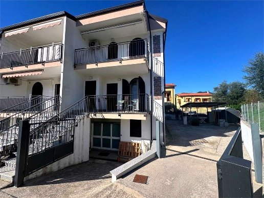 appartamento in vendita a Vibonati in zona Villammare
