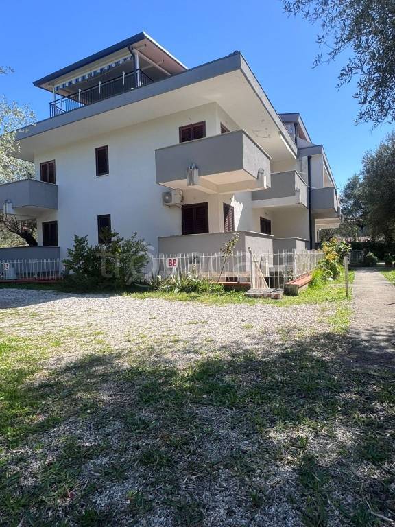 appartamento in vendita a Vibonati in zona Villammare
