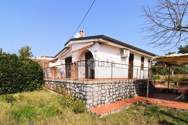 appartamento in vendita a Vibonati in zona Villammare