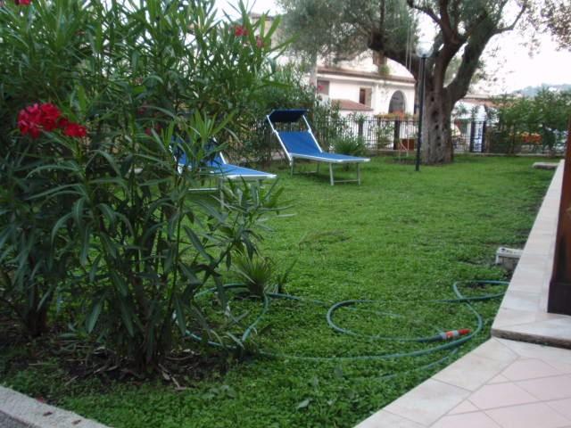 casa indipendente in vendita a Vibonati in zona Villammare