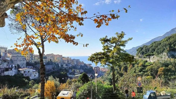 appartamento in vendita a Vietri sul Mare