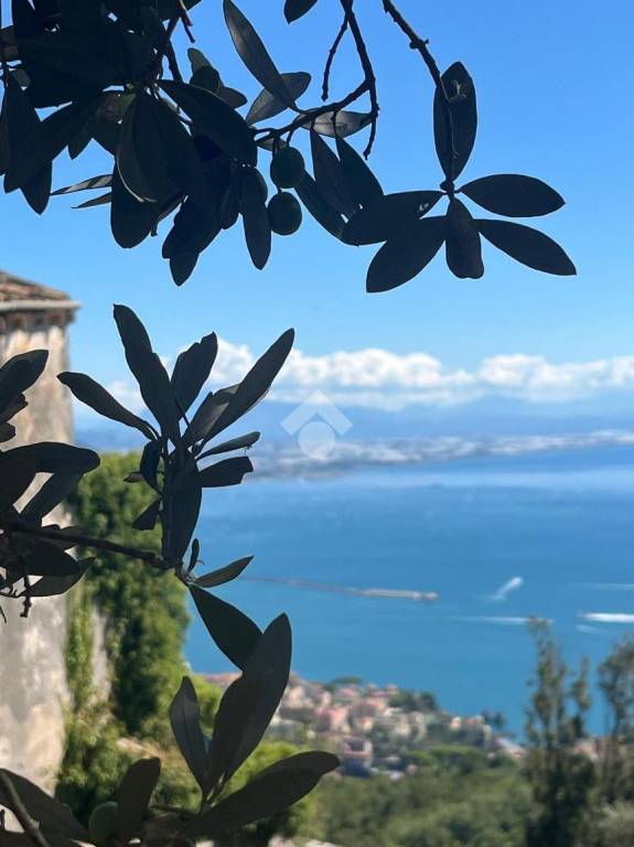 casa indipendente in vendita a Vietri sul Mare in zona Albori