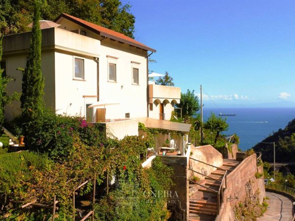 casa indipendente in vendita a Vietri sul Mare in zona Marina