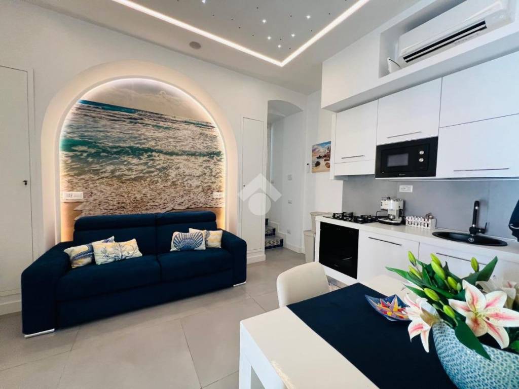 appartamento in vendita a Vietri sul Mare