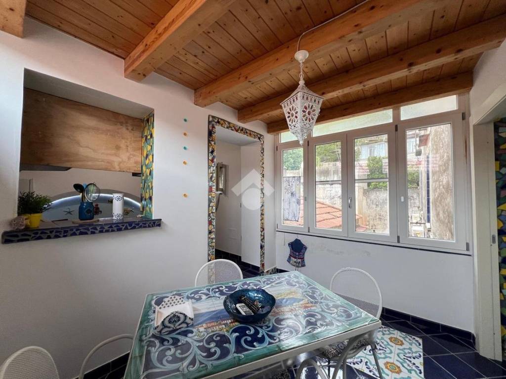 appartamento in vendita a Vietri sul Mare in zona Marina