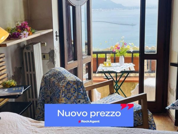 casa indipendente in vendita a Vietri sul Mare in zona Raito