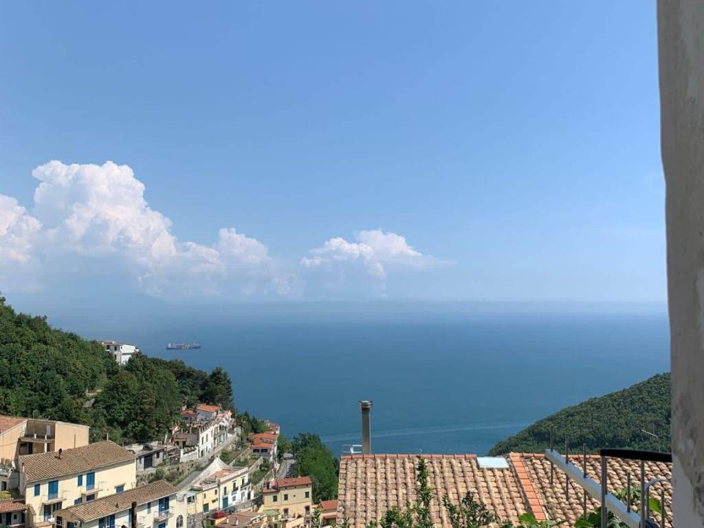 appartamento in vendita a Vietri sul Mare in zona Albori