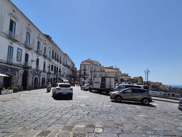 appartamento in vendita a Vietri sul Mare