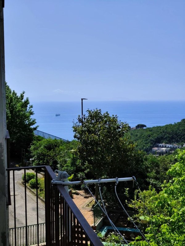 appartamento in vendita a Vietri sul Mare in zona Dragonea