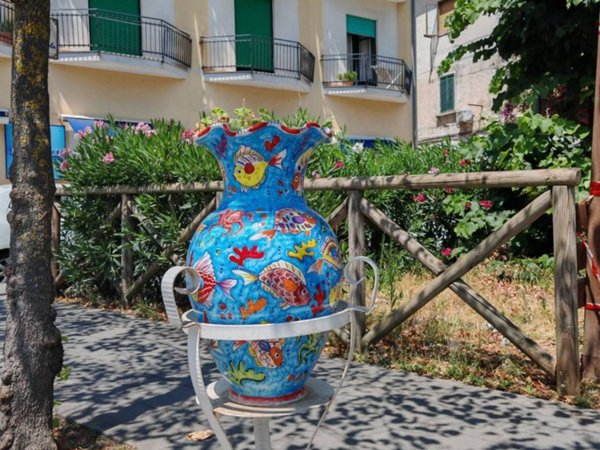 negozio in vendita a Vietri sul Mare in zona Molina