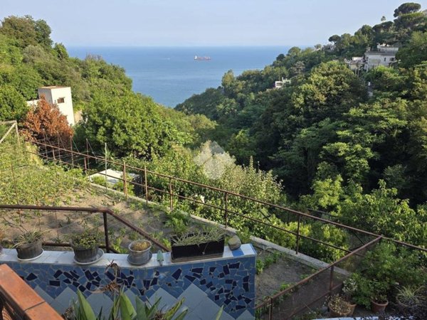 casa indipendente in vendita a Vietri sul Mare in zona Benincasa