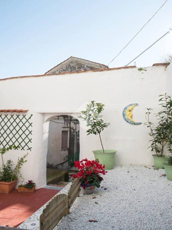 appartamento in vendita a Vietri sul Mare in zona Raito