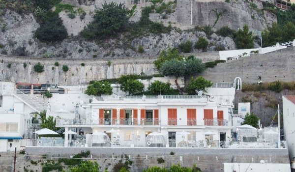 appartamento in vendita a Vietri sul Mare