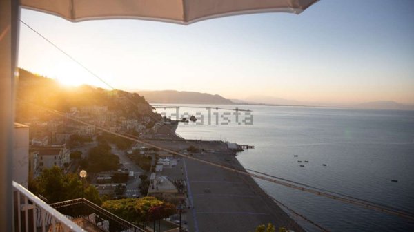 appartamento in vendita a Vietri sul Mare