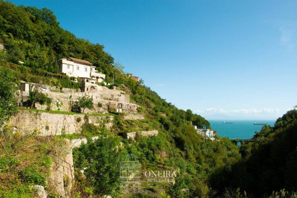 casa indipendente in vendita a Vietri sul Mare