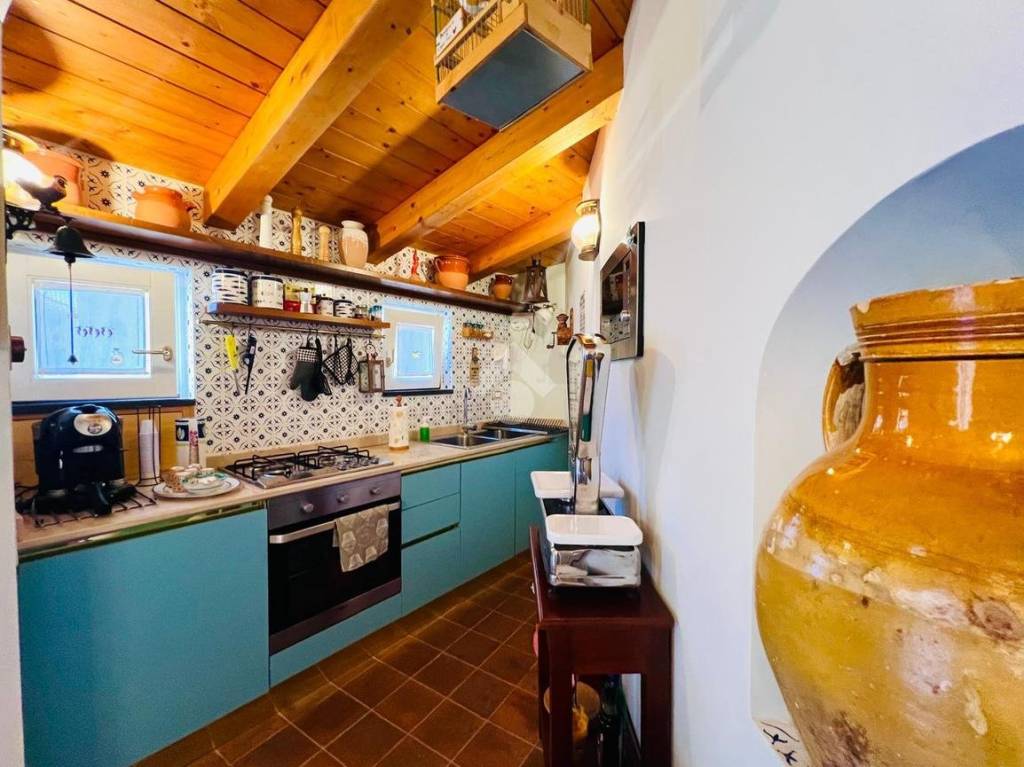 appartamento in vendita a Vietri sul Mare in zona Marina