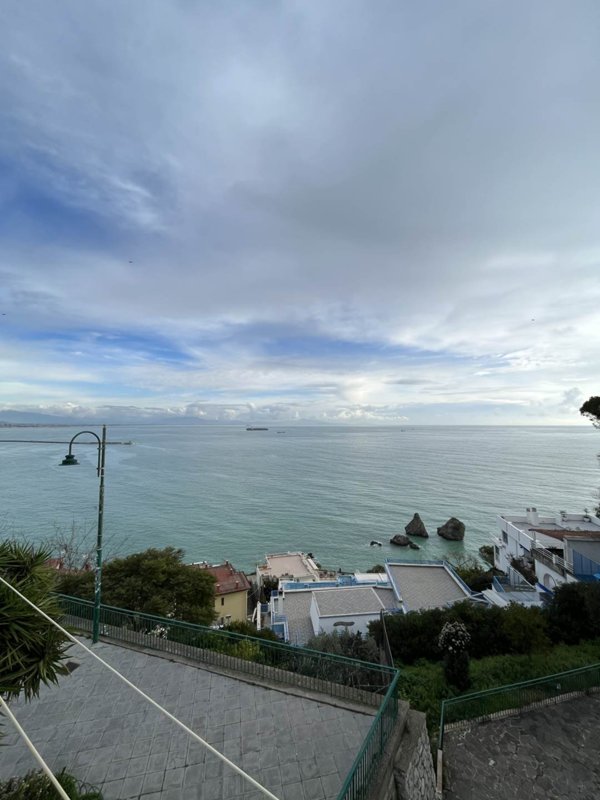 appartamento in vendita a Vietri sul Mare