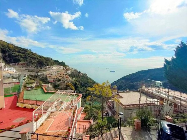 appartamento in vendita a Vietri sul Mare