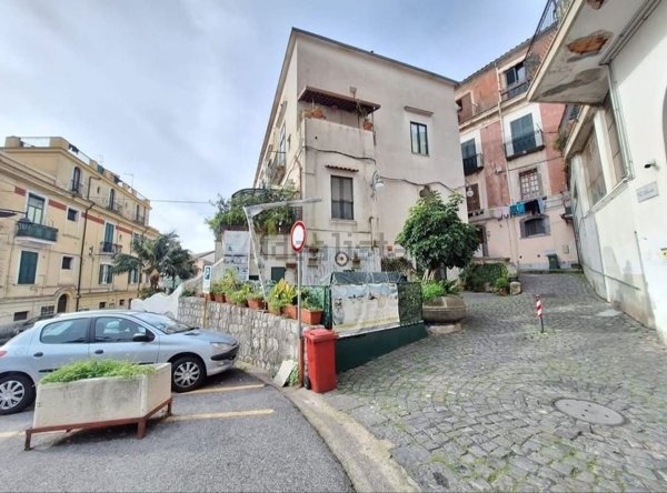 appartamento in vendita a Vietri sul Mare