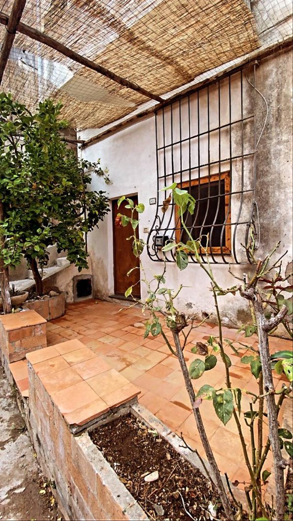 appartamento in vendita a Vietri sul Mare in zona Benincasa