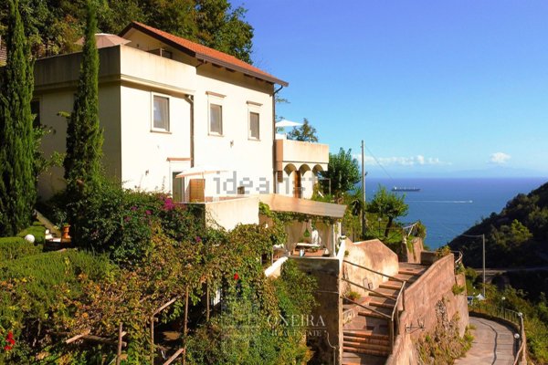 casa indipendente in vendita a Vietri sul Mare