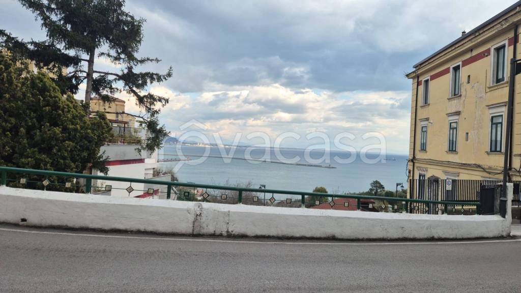 appartamento in vendita a Vietri sul Mare