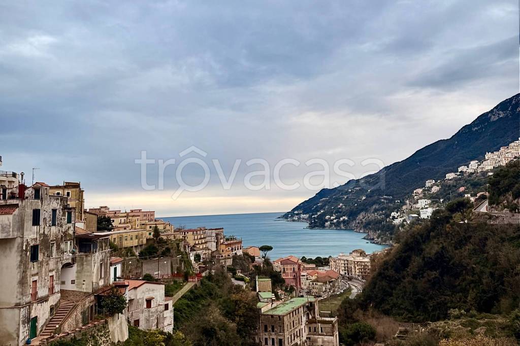 appartamento in vendita a Vietri sul Mare in zona Albori