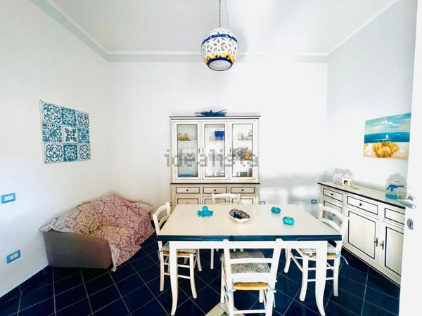 appartamento in vendita a Vietri sul Mare in zona Marina