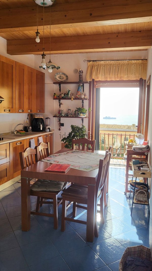 appartamento in vendita a Vietri sul Mare