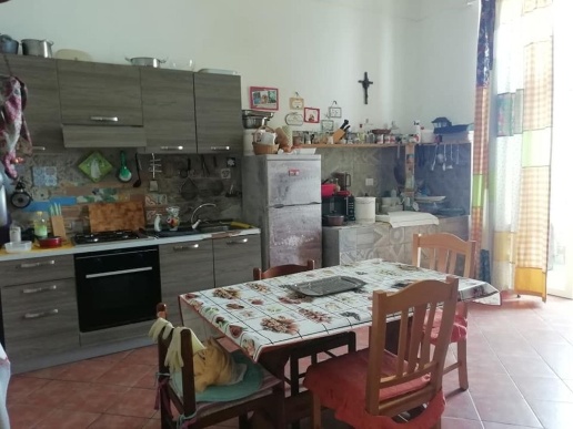 appartamento in vendita a Vietri sul Mare in zona Raito