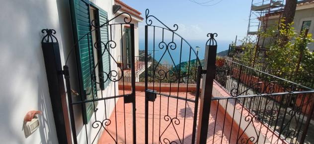 appartamento in vendita a Vietri sul Mare in zona Albori