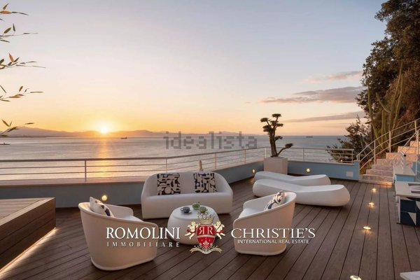 casa indipendente in vendita a Vietri sul Mare