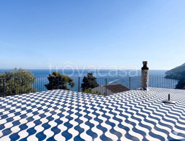 appartamento in vendita a Vietri sul Mare in zona Marina