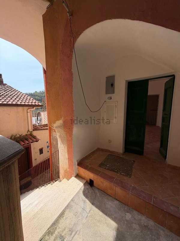 appartamento in vendita a Vietri sul Mare in zona Benincasa