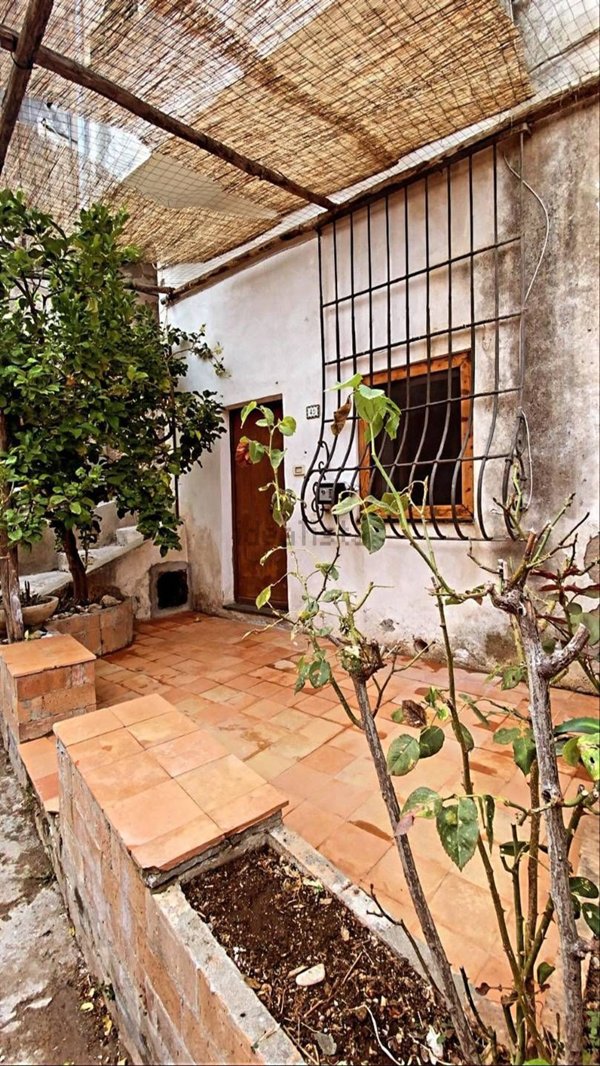 appartamento in vendita a Vietri sul Mare in zona Benincasa