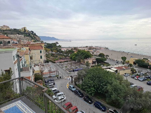 appartamento in vendita a Vietri sul Mare in zona Marina