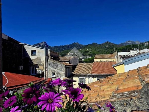appartamento in vendita a Vietri sul Mare