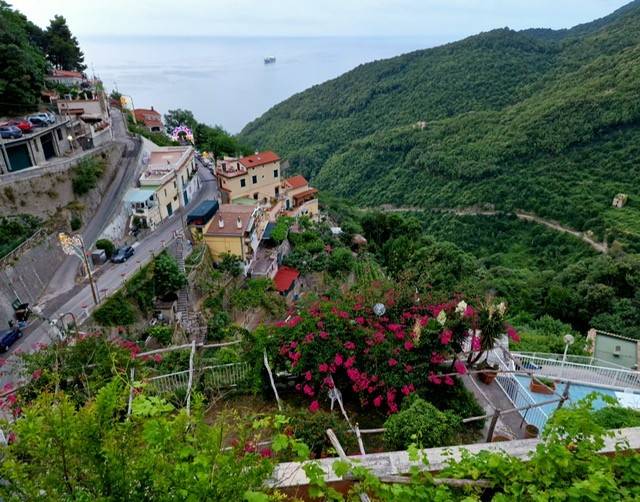 appartamento in vendita a Vietri sul Mare in zona Albori