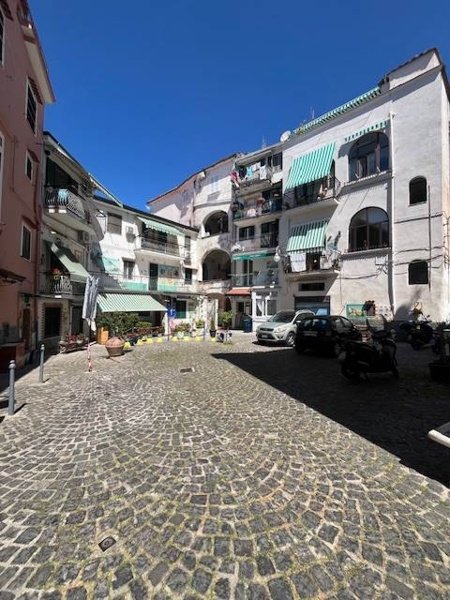 appartamento in vendita a Vietri sul Mare