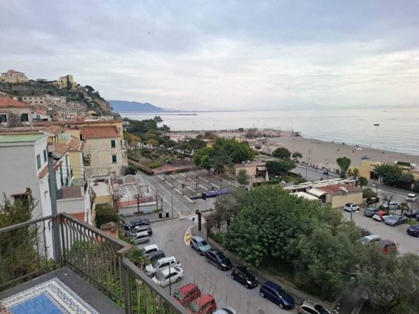 appartamento in vendita a Vietri sul Mare in zona Marina