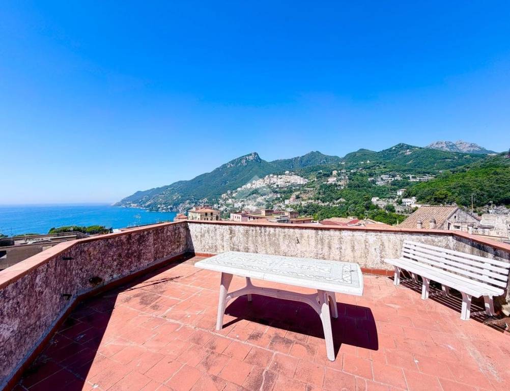 appartamento in vendita a Vietri sul Mare in zona Marina