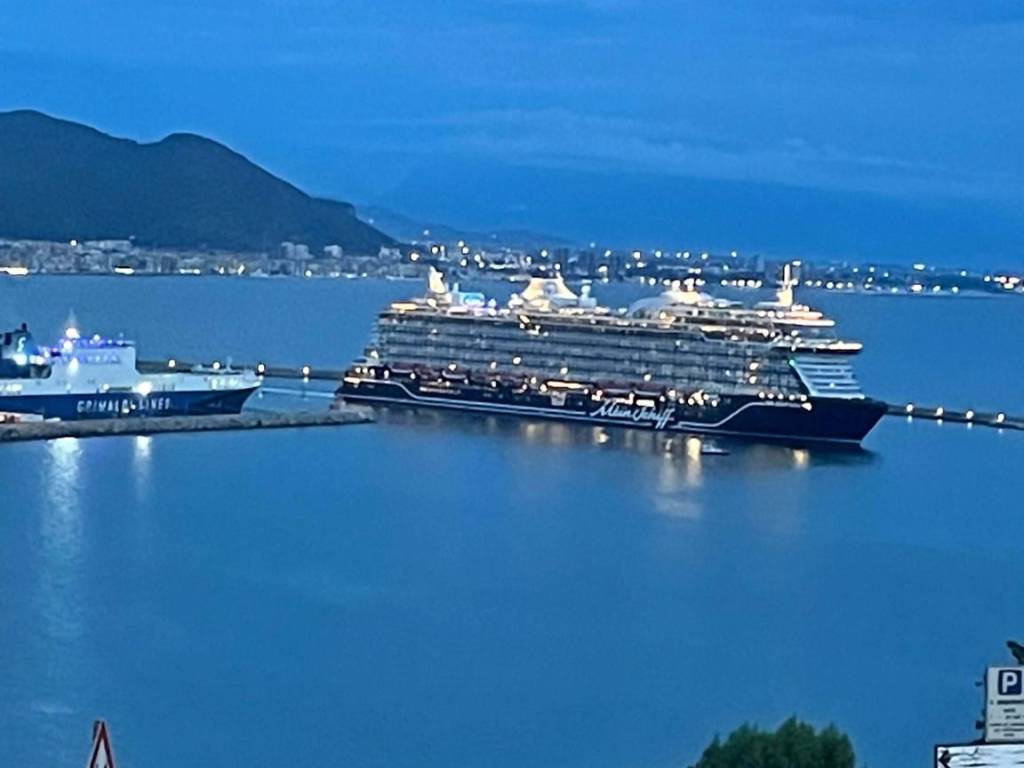 appartamento in vendita a Vietri sul Mare in zona Marina