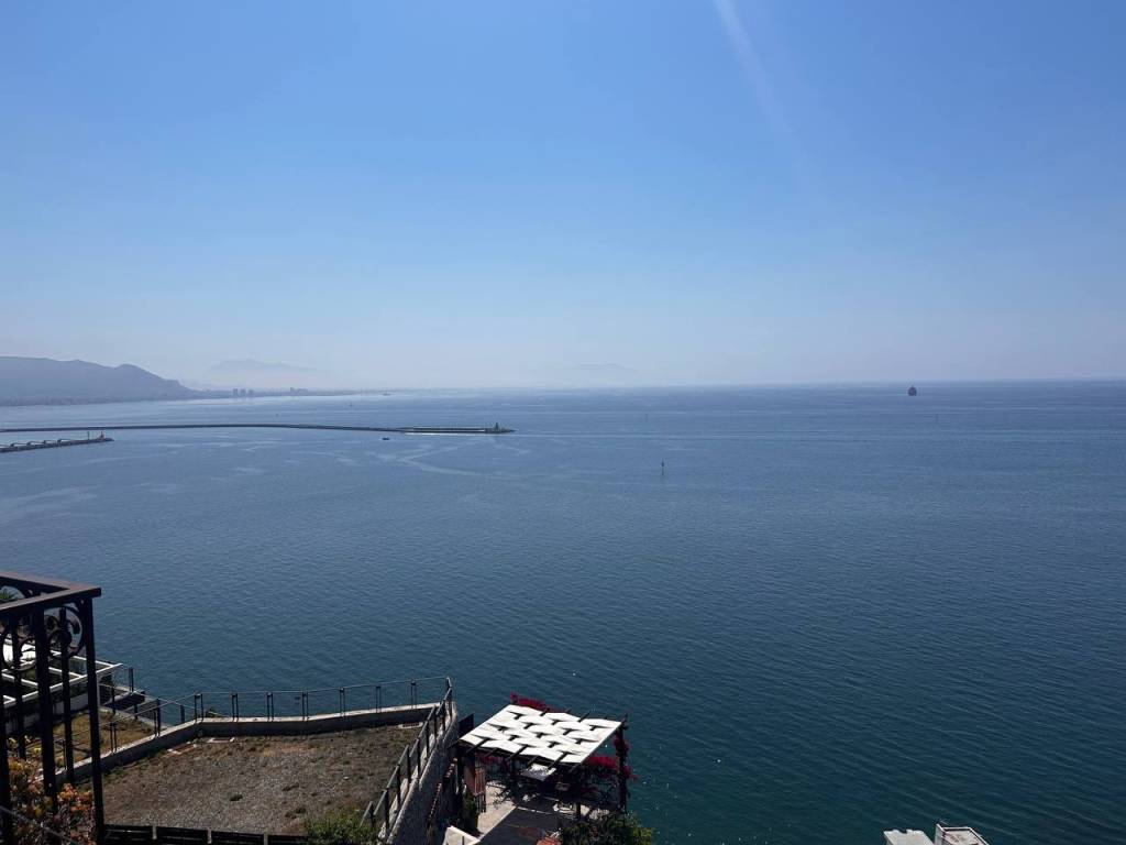appartamento in vendita a Vietri sul Mare in zona Marina