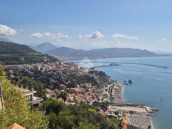 appartamento in vendita a Vietri sul Mare in zona Raito