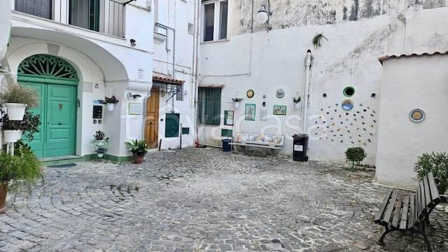 appartamento in vendita a Vietri sul Mare in zona Marina