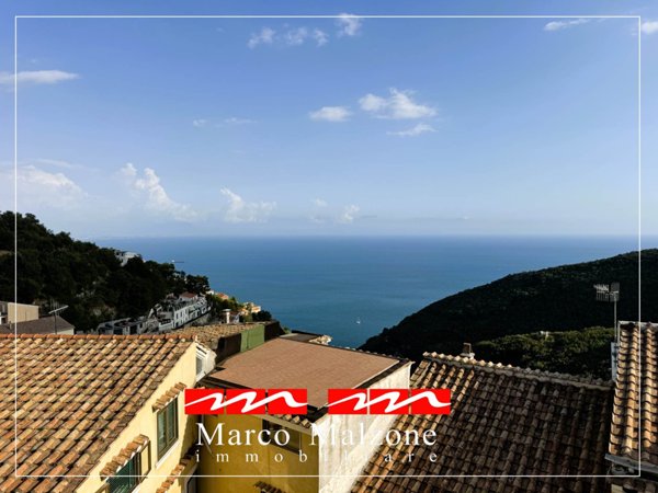 appartamento in vendita a Vietri sul Mare in zona Albori