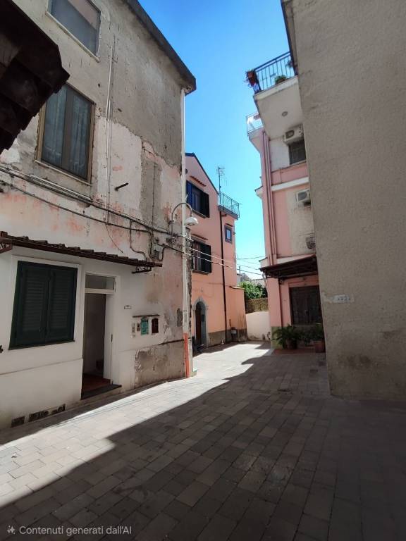 appartamento in vendita a Vietri sul Mare in zona Dragonea