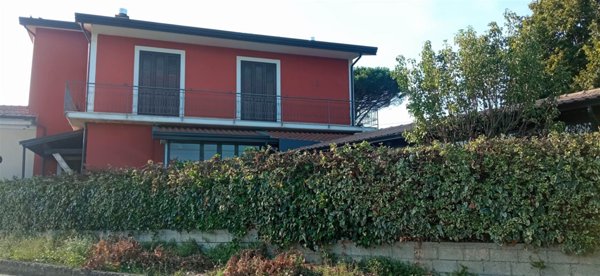 casa indipendente in vendita a Bellizzi