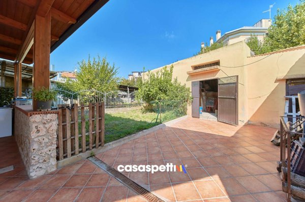 casa indipendente in vendita a Bellizzi